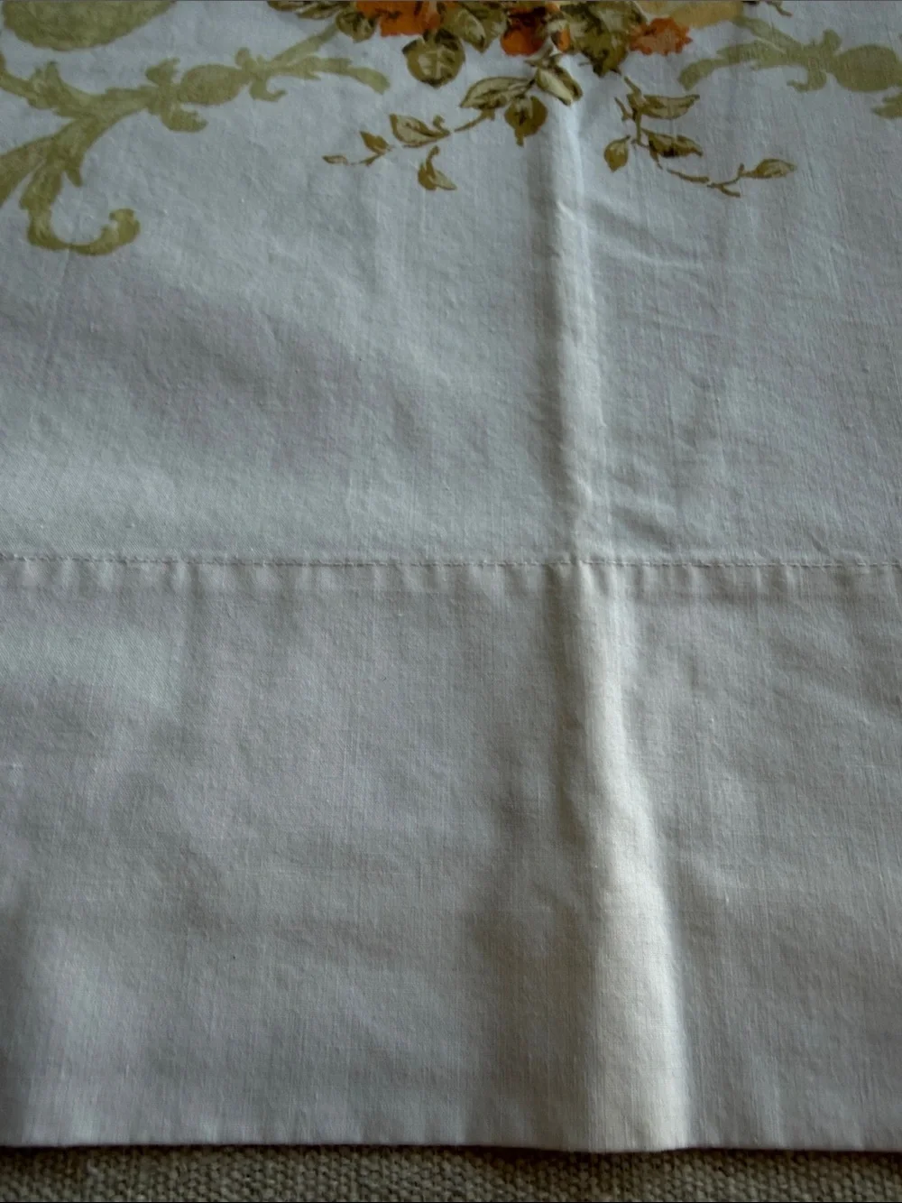 Vintage Utica “Canterbury” Floral Flat Sheet by J.P. Steven’s No Iron Percale